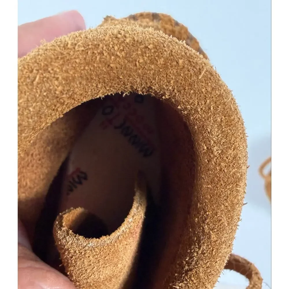 Minnetonka Brown Suede Lace Up Moccasin Soft Sole Shoes Size 4 5 toddler